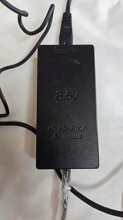 PlayStation 2 Slim موديل SCPH-77004