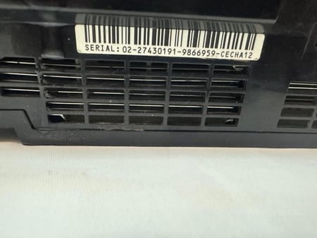 PlayStation 3 موديل CECHA12 نسخة الإطلاق