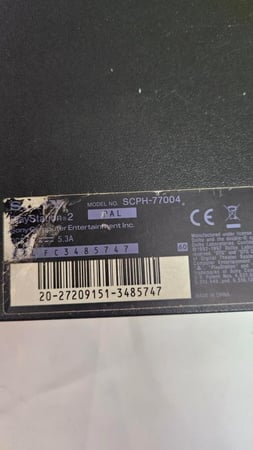 PlayStation 2 Slim موديل SCPH-77004