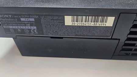 بلايستيشن 2 فات أوربي مفتوح الريجن معه ملحقات اصليه