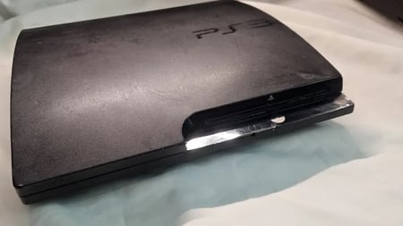 PlayStation 3 Slim — موديل 2000 مهكر كوستم