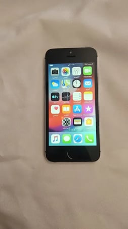 iPhone 5s – اللون الأسود