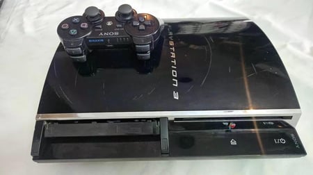 PlayStation 3 Fat – موديل CECHC04 (أوروبي)