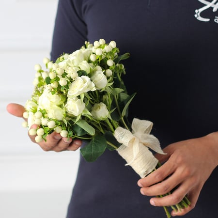 باقة الجوري ابيض