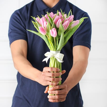 باقة التوليب وردي