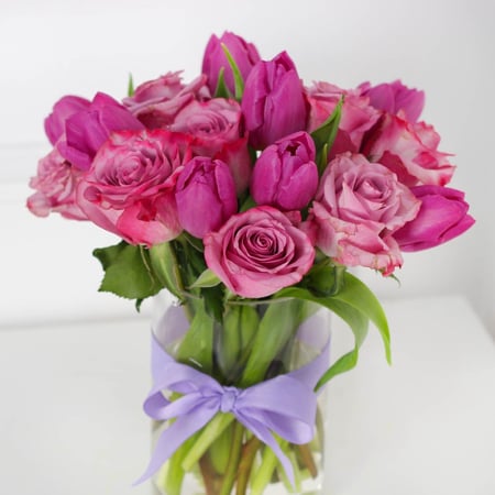 فازة التوليب والجوري