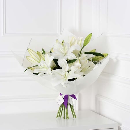 باقة الليليوم ابيض