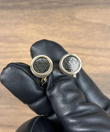 طقم هدية رجالي ديفوشي بتصميم انيق لون فضي ذهبي