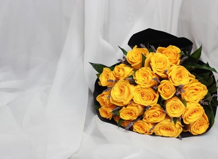 باقة اشراق 100 ورده