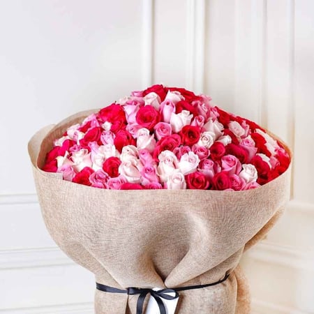 باقة جوري 200 ورده