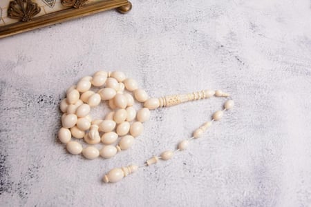 سبحة فاخرة من ناب الفيل الأفريقي