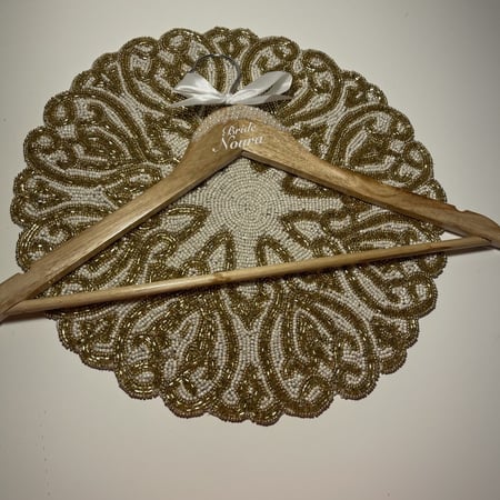 علاقة باللؤلؤ