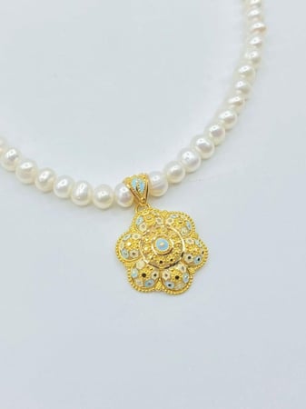 (282.NE)عقد عيار 21 لولو طبيعي