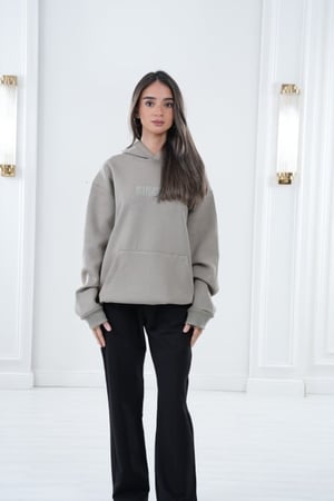 Oversized Grey Hoodie - بلوفر رمادي