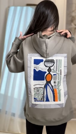 Oversized Grey Hoodie - بلوفر رمادي