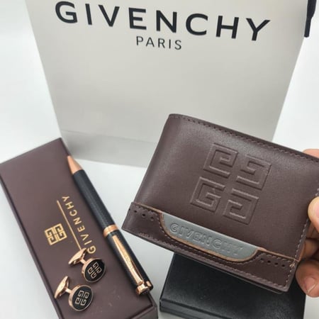 طقم قلم وكبك ومحفظة جفنشي