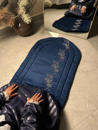 سجادة شرشف صلاة نسائي