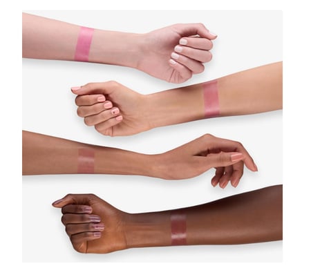 روج سحري بينك إيسينس