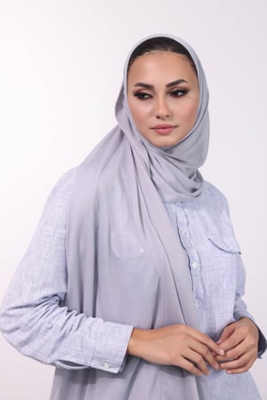 طرحة مخيطة جاهزة - رمادي