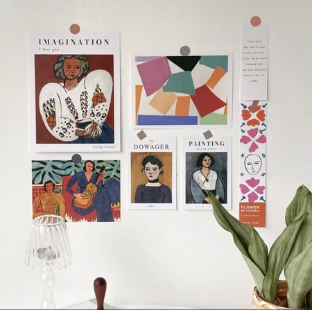 معلقات فنية