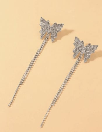 حلق كبير شكل فراشه فضي