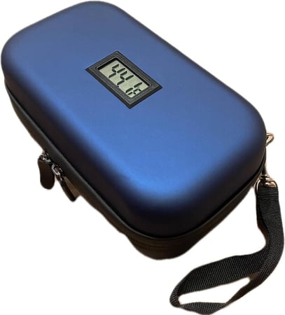 حافظة مبردة للسفر مع شاشة للأدوية مع عبوتين ثلج للتبريدLCD