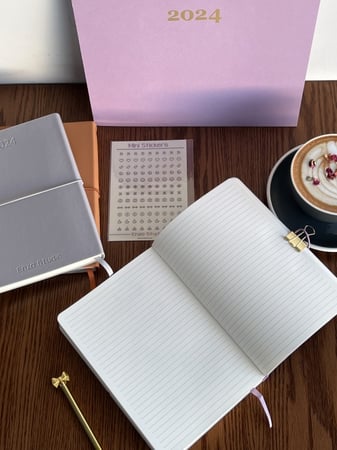 أجندة 2024 | لافندر