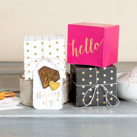 ورق منقوش : 12 × 12 انش