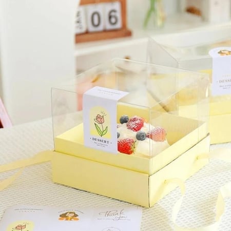 علب ملونه بشريطه