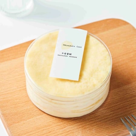 علب اكريليك مدور