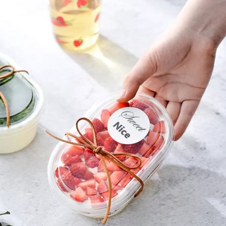 علب بلاستيك شفافه بغطاء منفصل