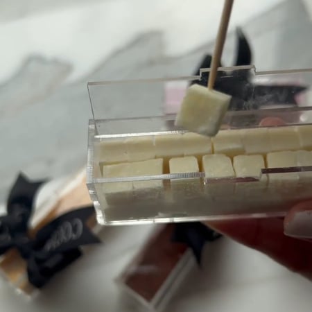 علب مستطيله للتوزيعات اكريلك