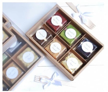 علب بغطاء ثلجي