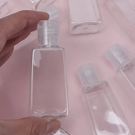 علب بلاستيك ميني