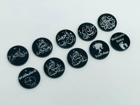 اكريلك ذهبي