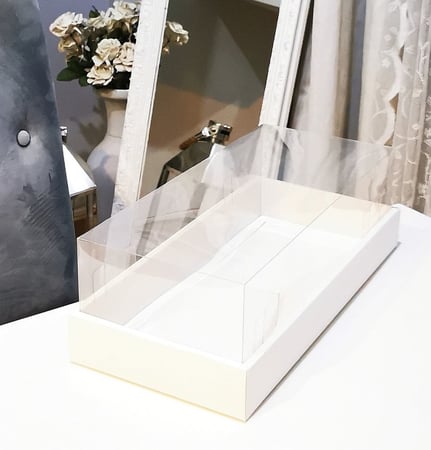 علب مستطيله شفاف