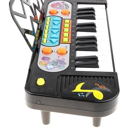 بيانو مع مايك