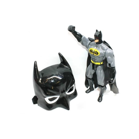 مجسم وقناع بتمان