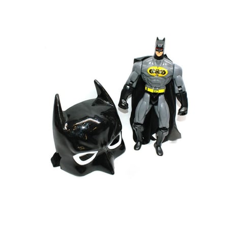 مجسم وقناع بتمان