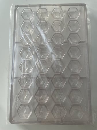 قالب شوكلاته مجدول