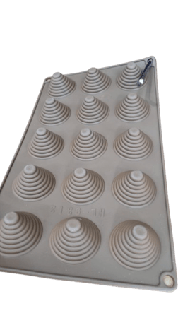 قالب سيلكون هرم