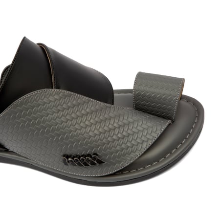 نعال شرقي طبي بجلد طبيعي أسود ورمادي - صناعة وطنية