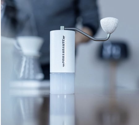 طاحونة كوماندانتي لون مميز ابيض الثلج MK4