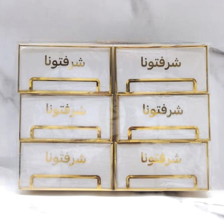 علب مناديل شفاف