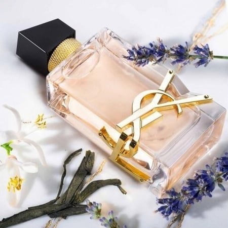 عطر ايف سان لوران ليبر او دو تواليت
