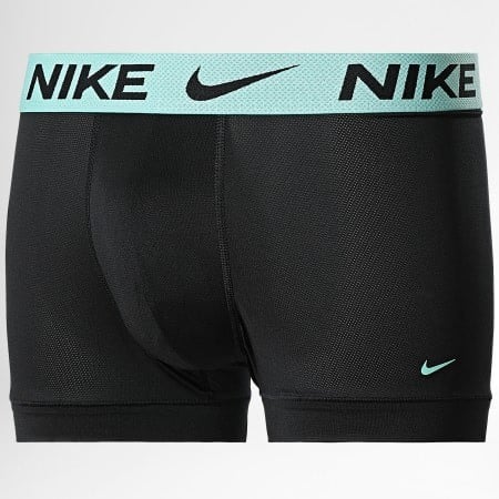 بوكسر نايكي ترنك