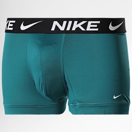 بوكسر نايكي ترنك