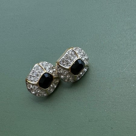 طقم فنتج على الطراز الكلاسيكي