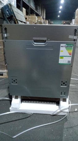 غسالة صحون مقاس 60 ســم تلبيس كامل، 14 مساحة للصحون و8 برامج غسيل مزدوج ستانلس ستيل