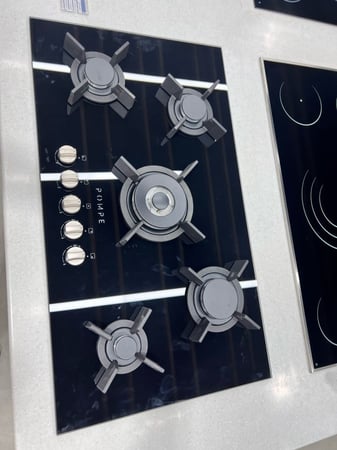 POMPE  موقد غاز 90 سم زجاج أسود 5 شعلة شبك ثقیل منفصل - شعلة ثلاثیة - اشعال ذاتي كھربائي صمام أمان - مفاتیح أمامیة صنع في ایطالیا